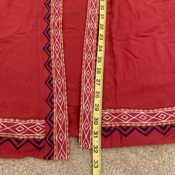 Burnt Orange Shawl w/ Design - Picture 10 of 12